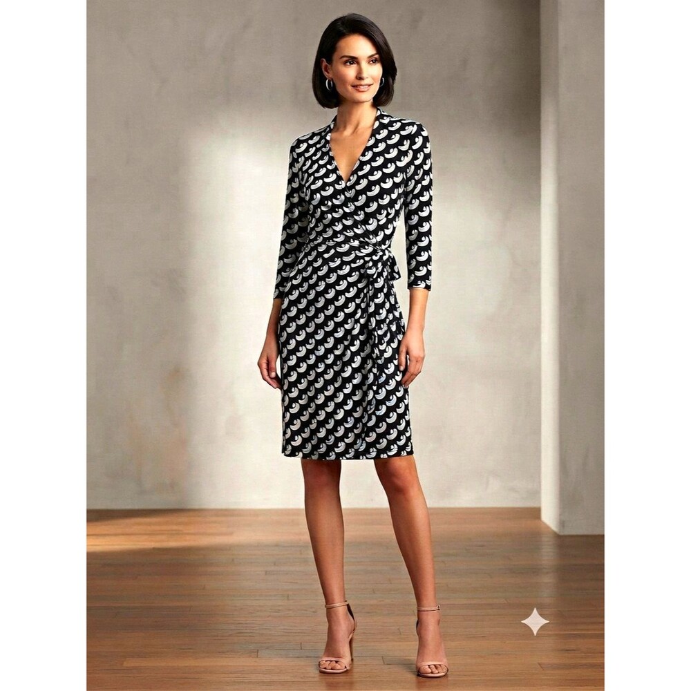 Maggy London Black And White Geometric Wrap Dress
